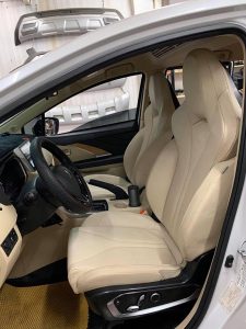 Mitsubishi Xpander lên ghế điện thể thao và màn hình LED cực độc - 1