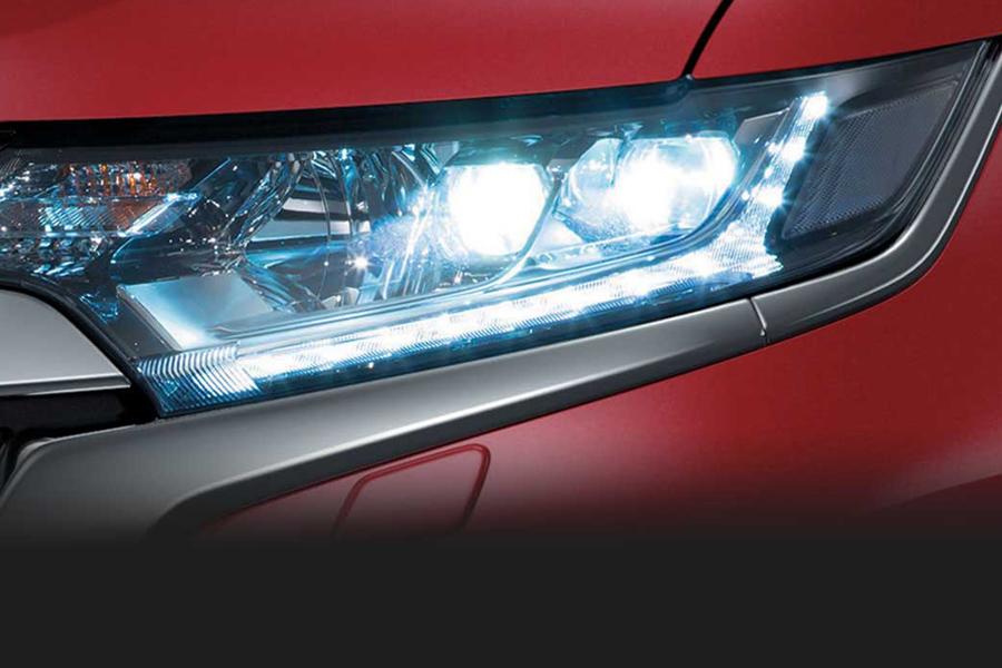 Ngoại thất Mitsubishi Outlander - Hình 2